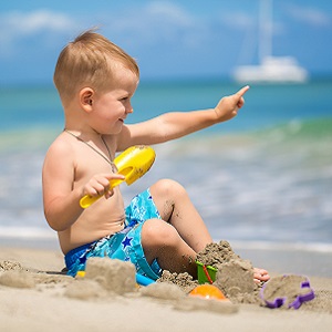 ¿Cuándo debe ir un bebé a la playa?