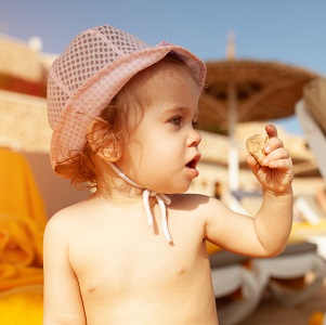 Cómo detectar y tratar golpes de calor en bebés